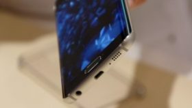 Có phải Galaxy S7 sẽ có mặt lưng cong và cổng USB-C?