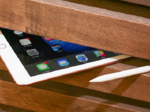 iPad Pro 9,7 inch sẽ khiến người dùng đắn đo lựa chọn thế nào?