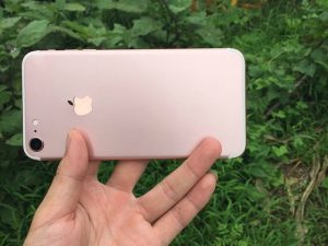 Hướng dẫn cách để phân biệt được cốc sạc iPhone Zin và lô