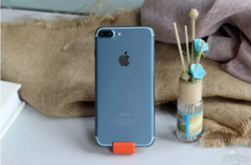 Cận cảnh iPhone 7 Plus sẽ có màu xanh dương, lộ diện mọi góc cạnh