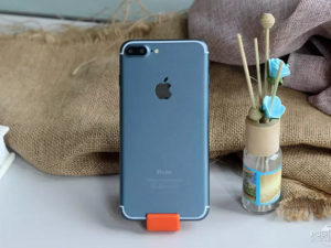 Cận cảnh iPhone 7 Plus sẽ có màu xanh dương, lộ diện mọi góc cạnh
