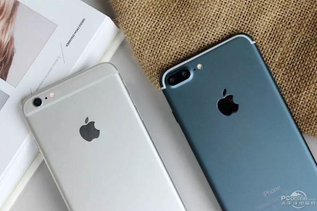 Cụm camera kép xuất hiện 12.0 megapixels được làm mới và được trang bị nhiều tiện ích giúp bức ảnh có chất lượng tốt hơn rất nhiều